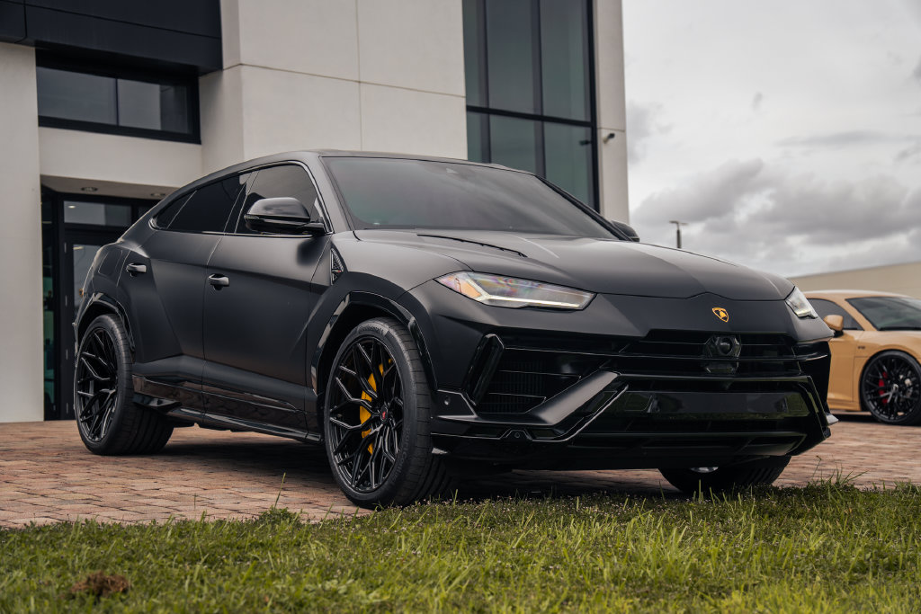 2023 Lamborghini Urus S - Photo 7