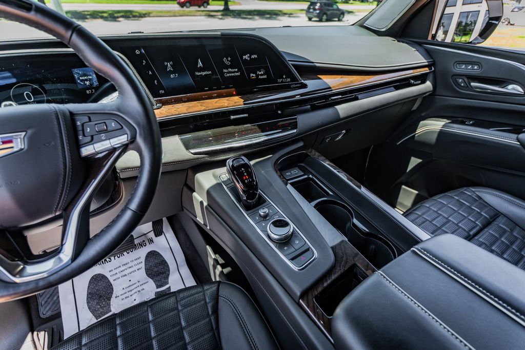 2024 Cadillac Escalade ESV Sport Platinum - Photo 27