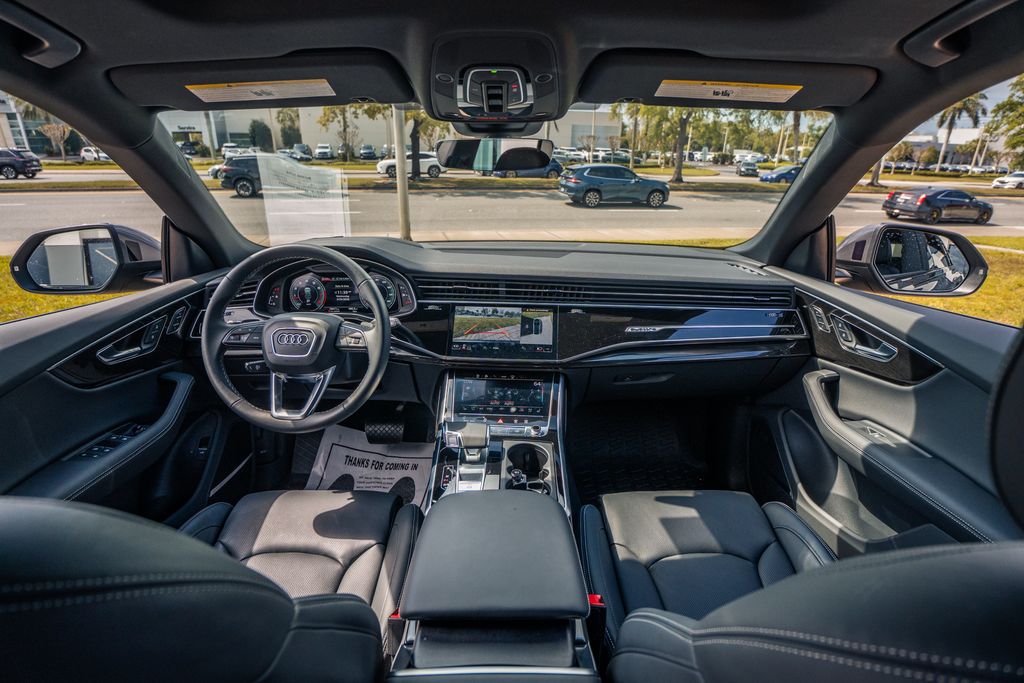 2025 Audi Q8 Prestige - Photo 22