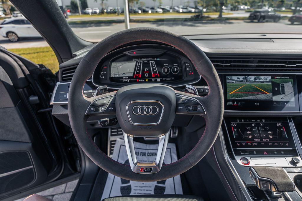 2023 Audi RS Q8 Base - Photo 23