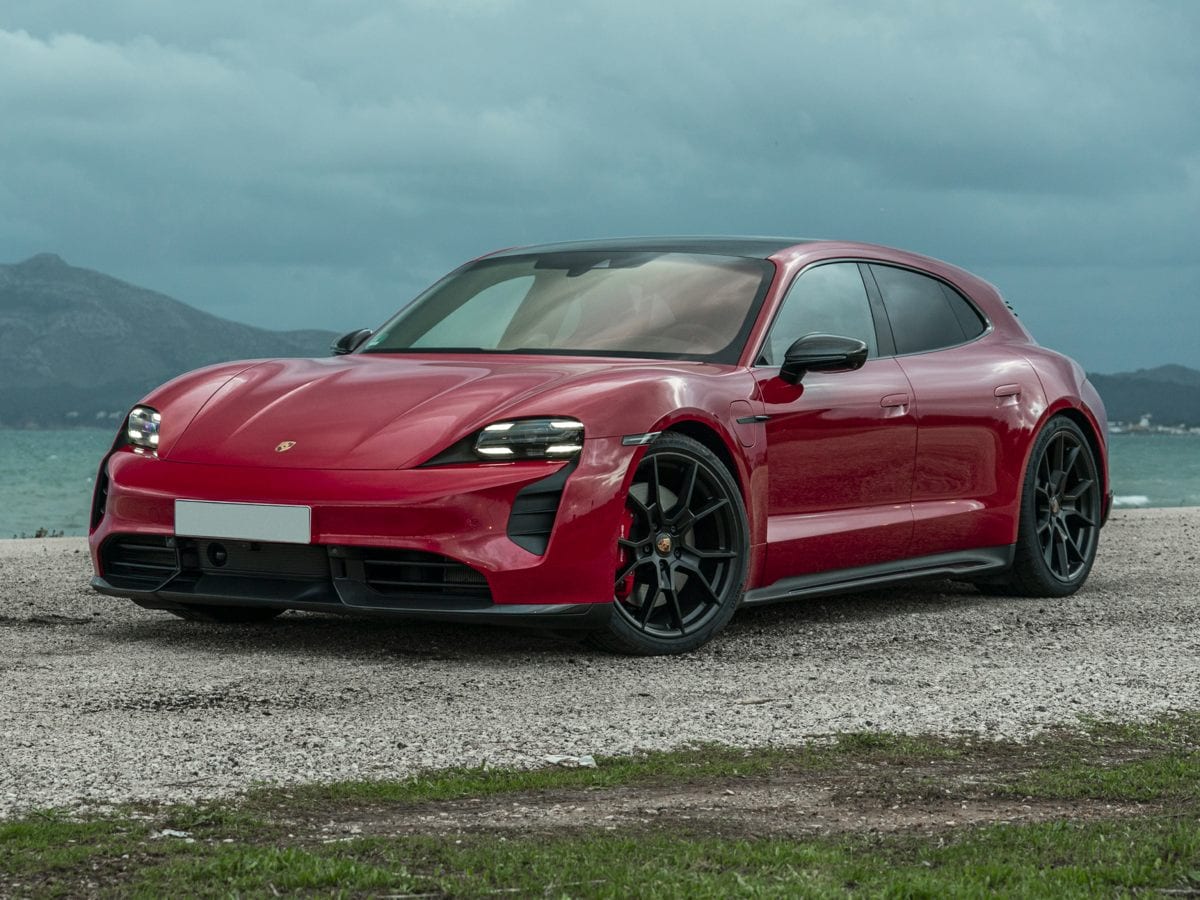 2024 Porsche Taycan GTS's photo