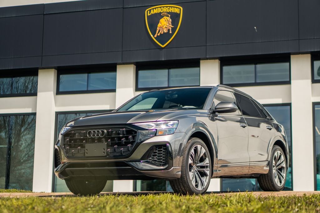 2025 Audi Q8