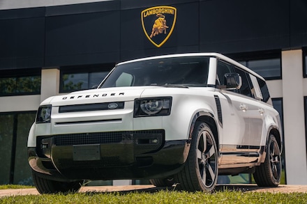 2024 Land Rover Defender 130 X-Dynamic SE SUV