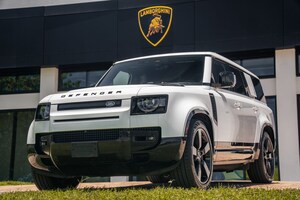 2024 Land Rover Defender 130 X-Dynamic SE SUV