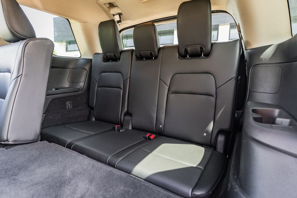 2025 Nissan Pathfinder SL - Photo 44