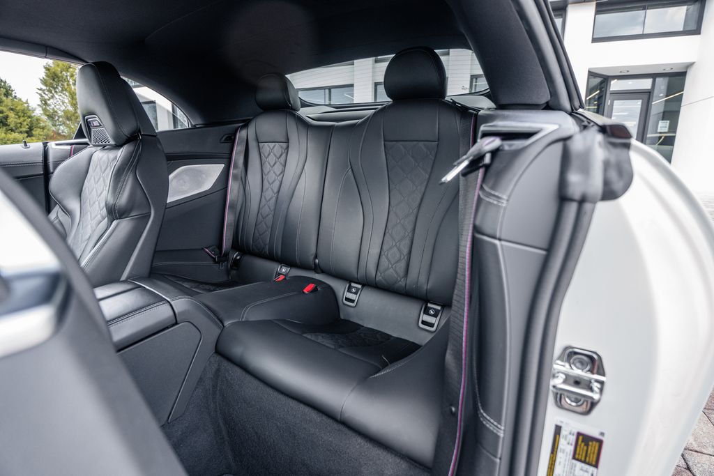 2025 BMW M8 Convertible M8 - Photo 36