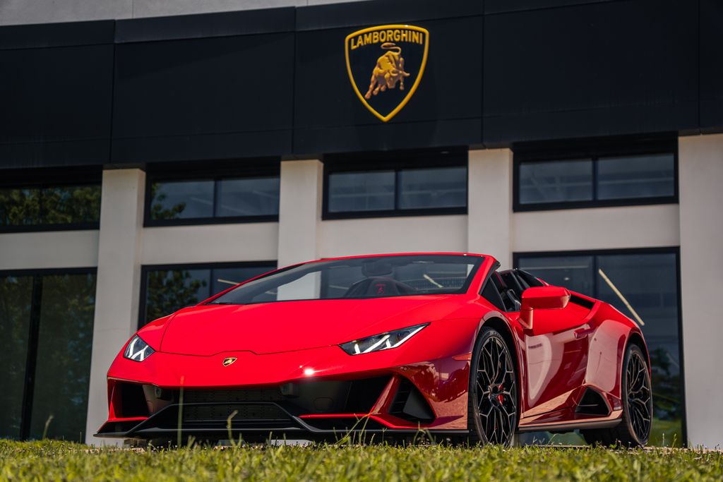 2024 Lamborghini Huracan's photo