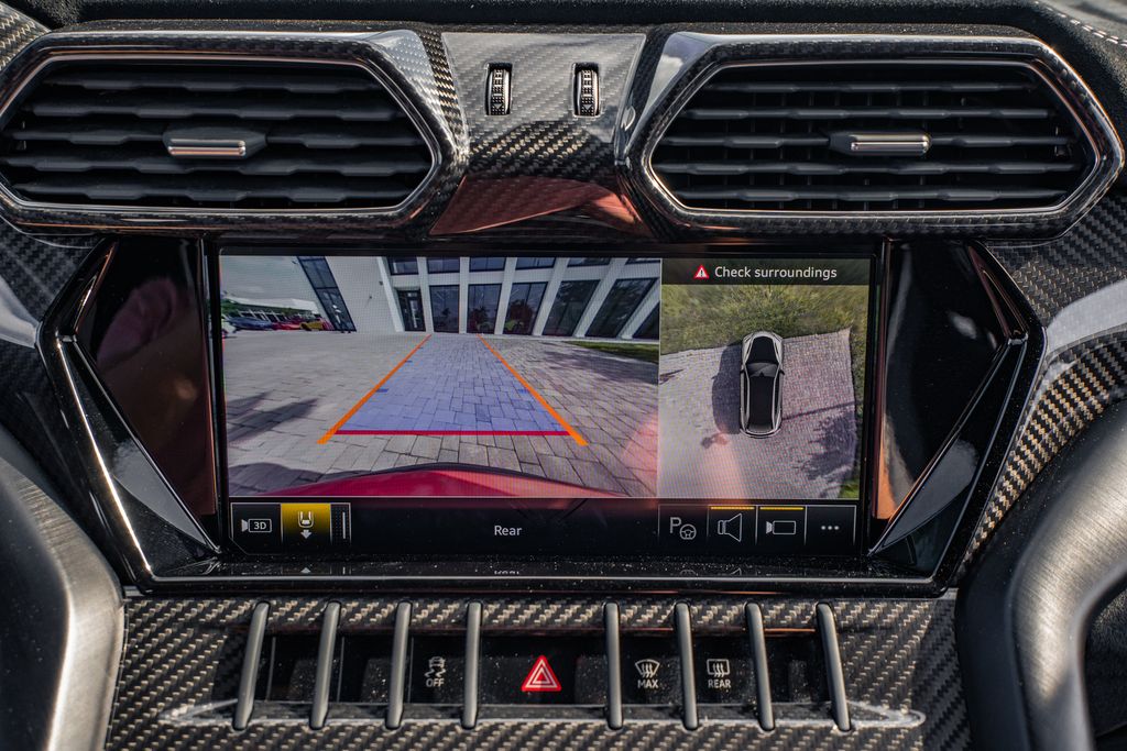 2024 Lamborghini Urus Performante - Photo 32