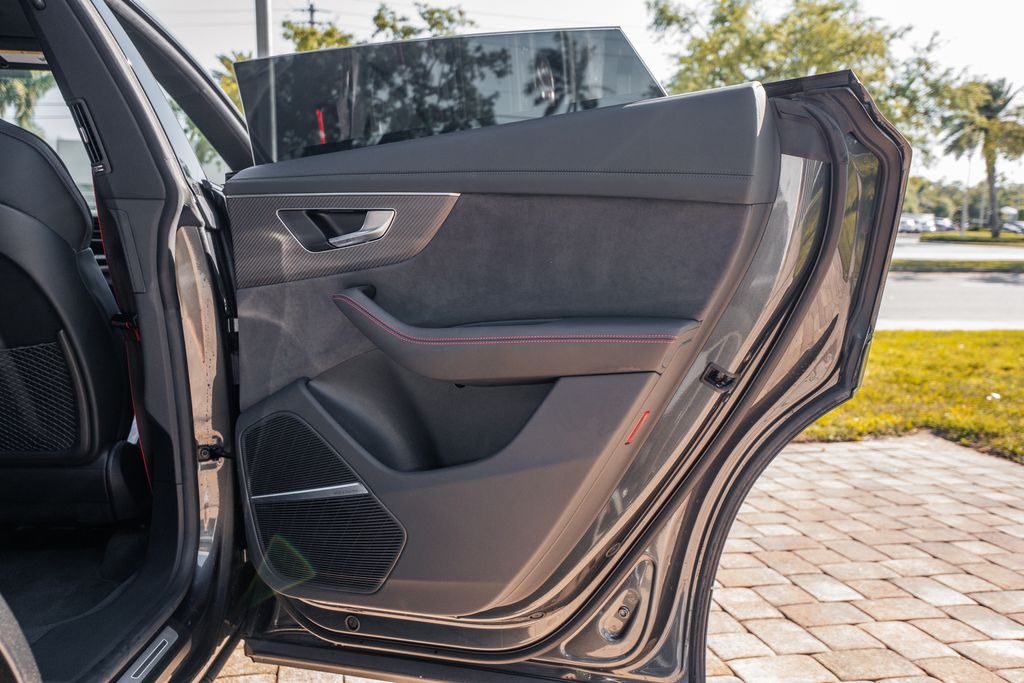 2023 Audi RS Q8 Base - Photo 38