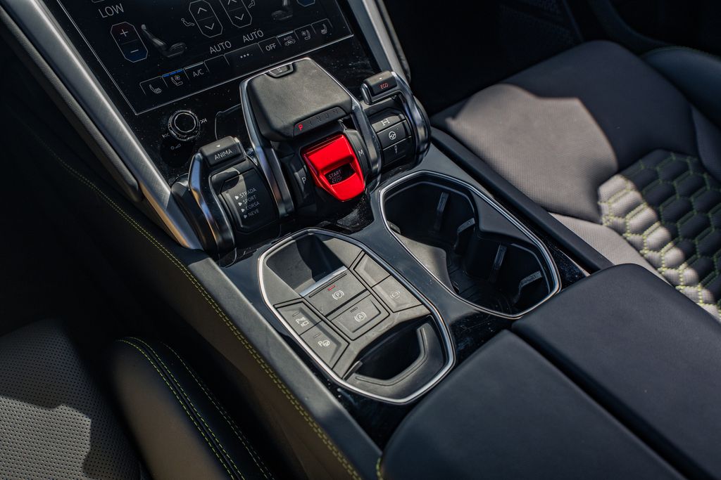 2022 Lamborghini Urus Base - Photo 28