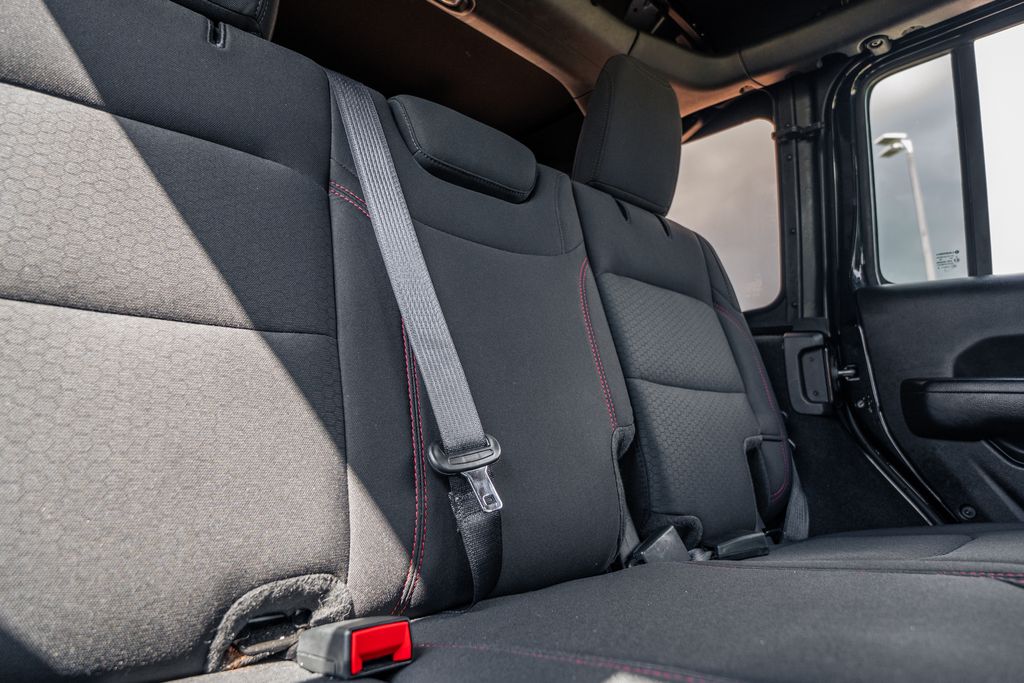 2022 Jeep Wrangler Unlimited Rubicon - Photo 40