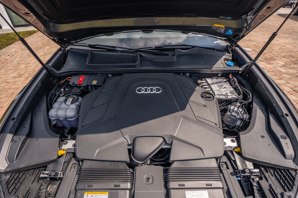 2025 Audi Q8 Prestige - Photo 49