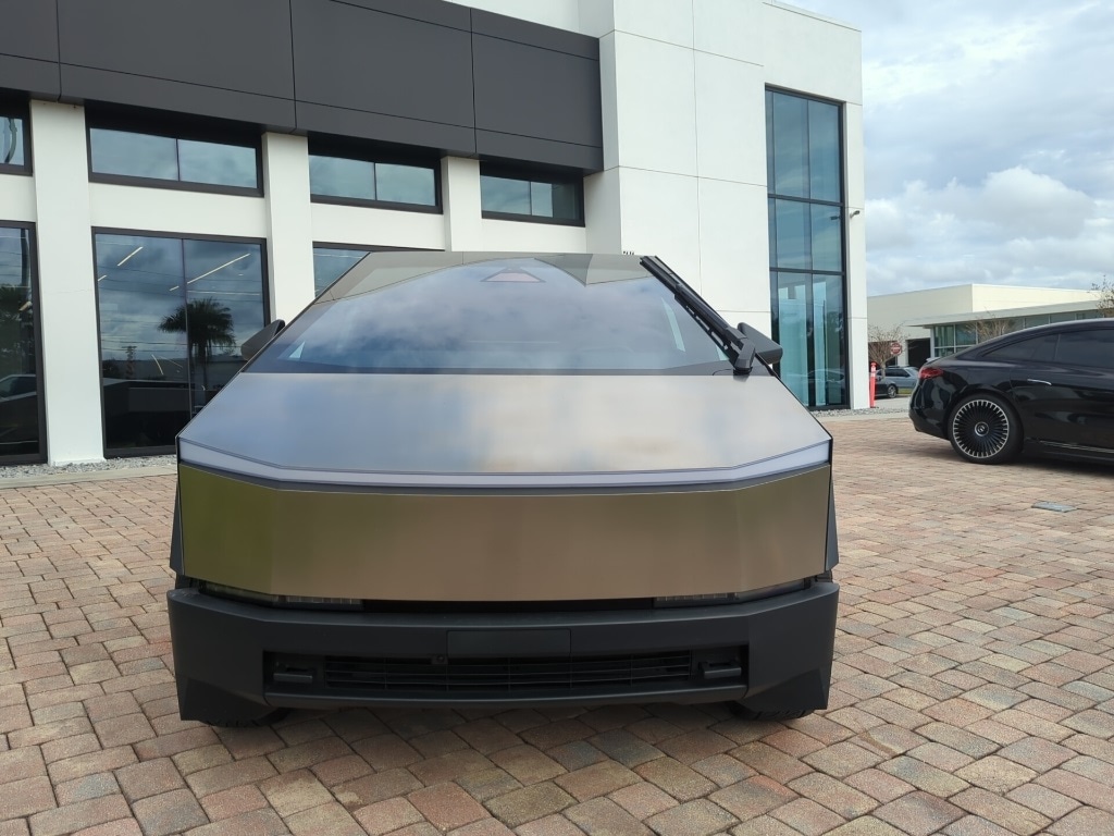 Used 2025 Tesla Cybertruck Base with VIN 7G2CEHED1SA058500 for sale in Sarasota, FL