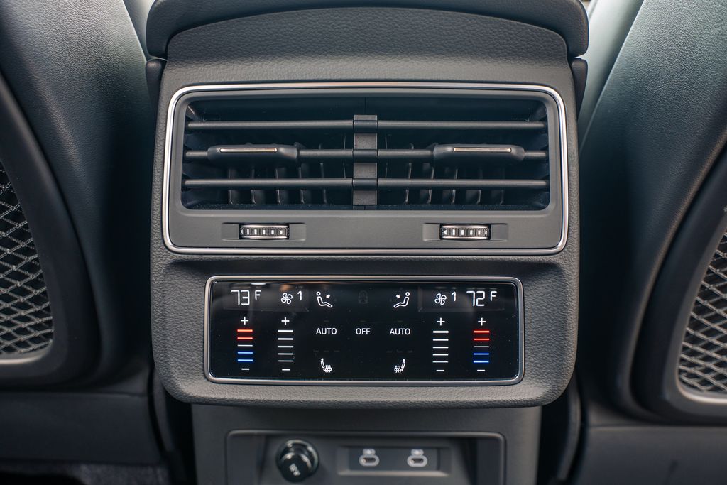 2025 Audi Q8 Prestige - Photo 45