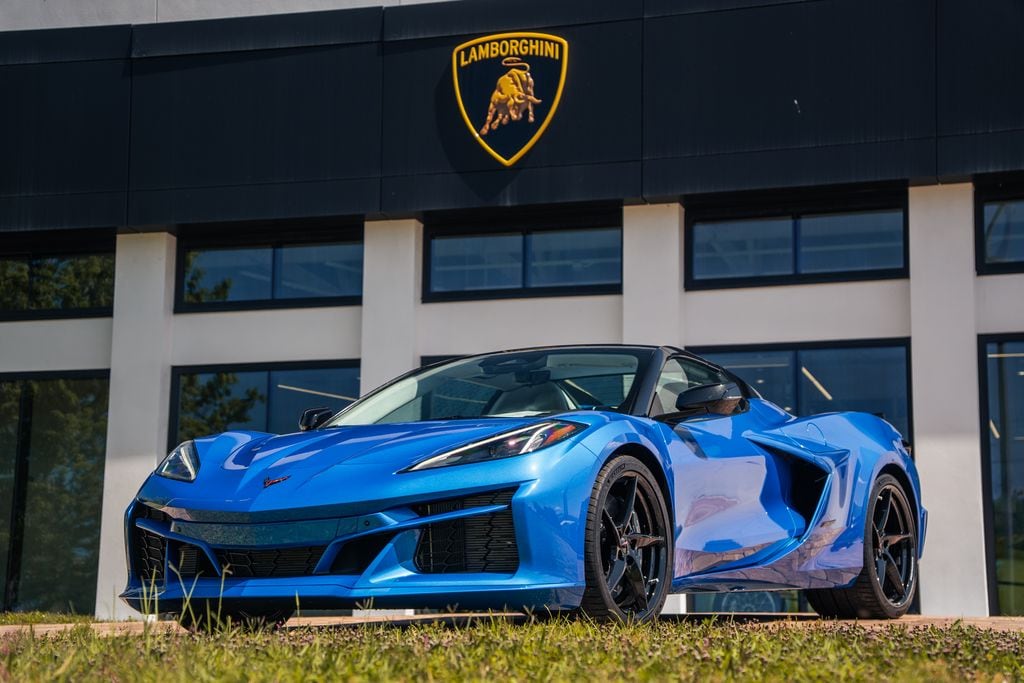 2025 Chevrolet Corvette E-Ray Convertible 3LZ's photo