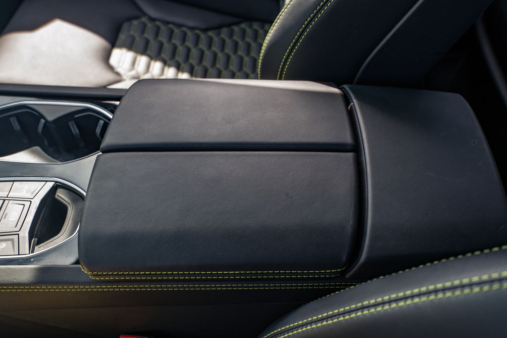 2022 Lamborghini Urus Base - Photo 29