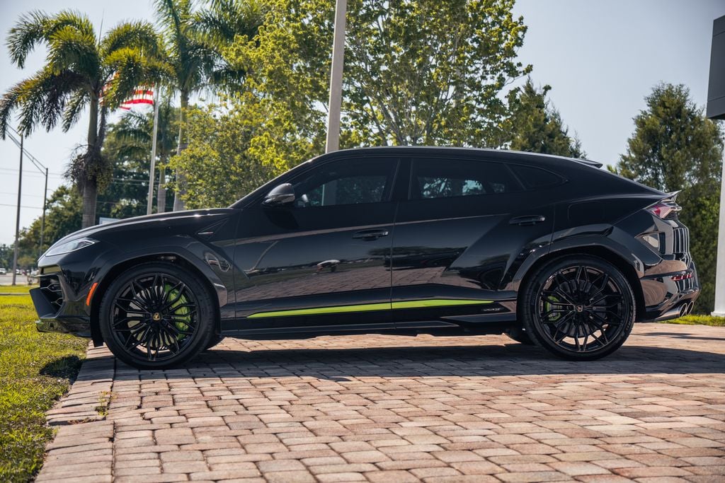 Used 2026 Lamborghini Urus SE with VIN ZPBUD6ZLXTLA42676 for sale in Sarasota, FL