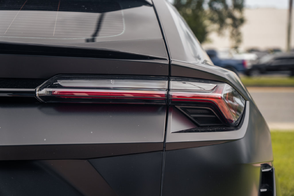 2023 Lamborghini Urus S - Photo 9