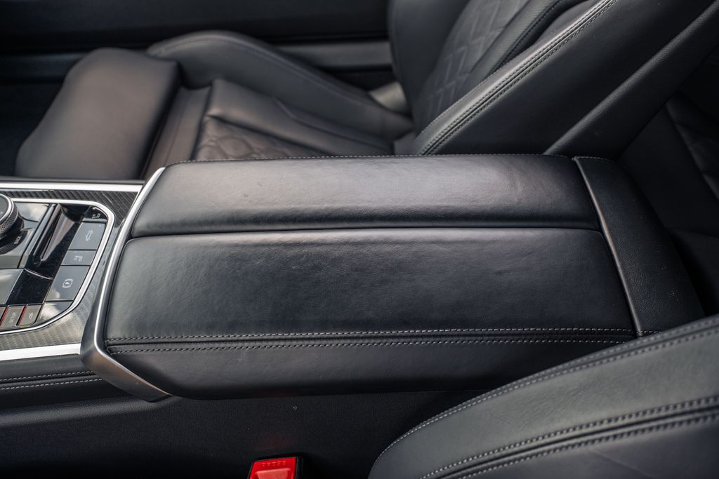 2025 BMW M8 Convertible M8 - Photo 31