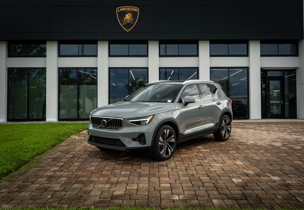 2024 Volvo XC40