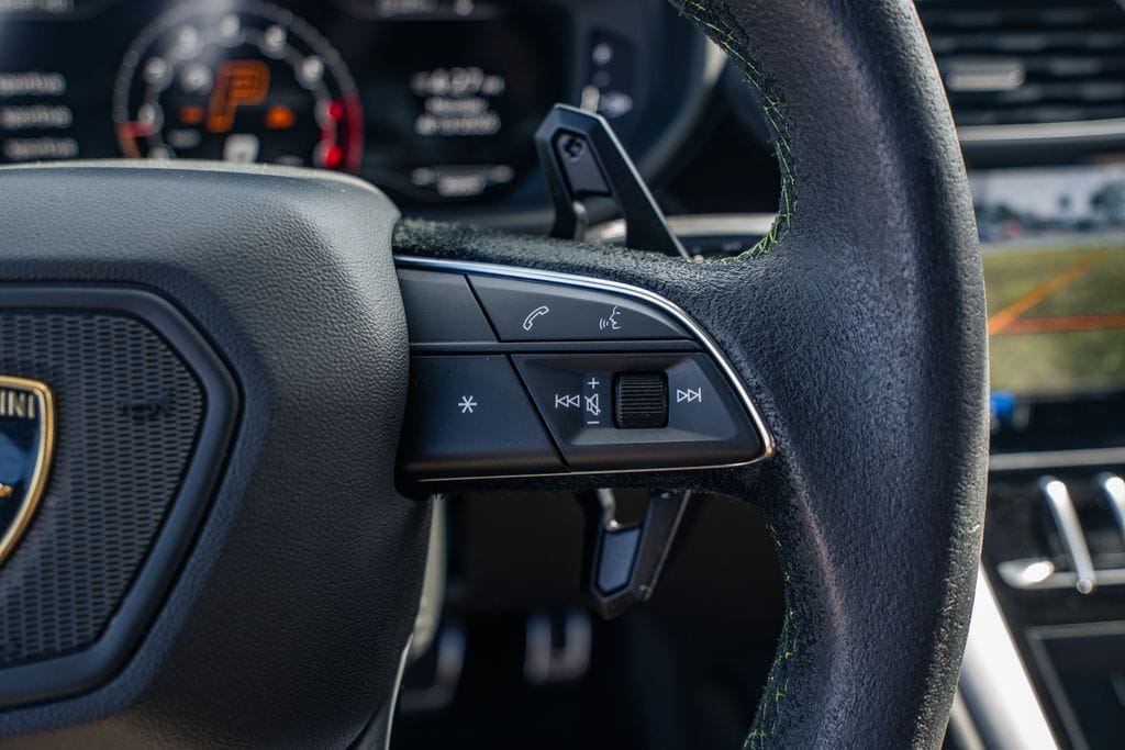 2022 Lamborghini Urus Base - Photo 23
