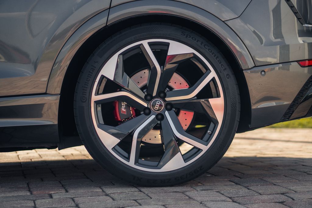 2023 Audi RS Q8 Base - Photo 16