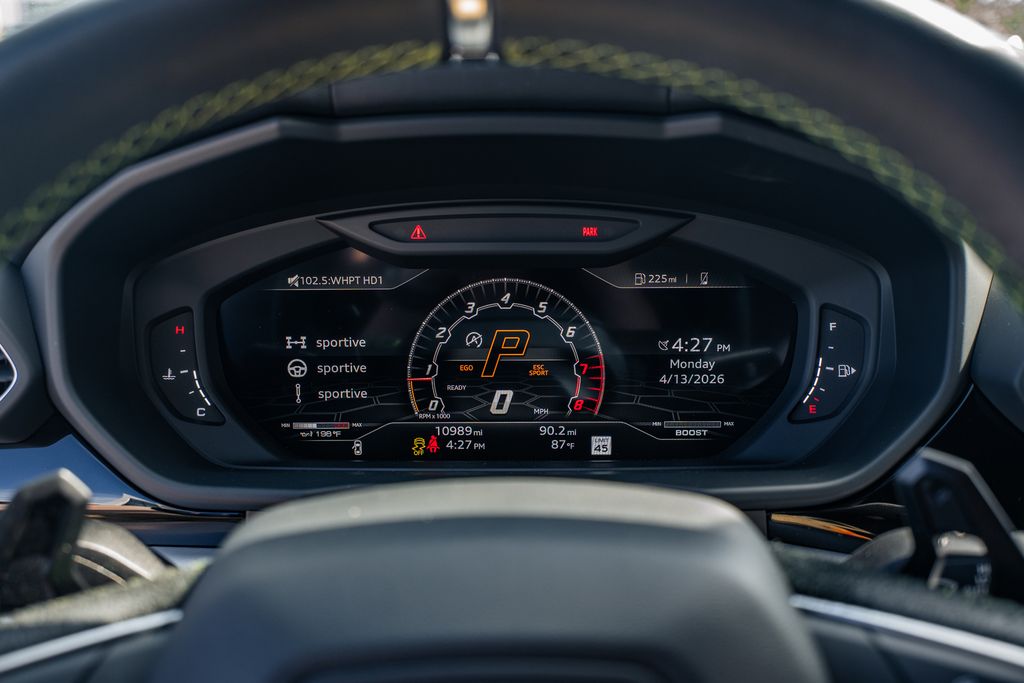 2022 Lamborghini Urus Base - Photo 24