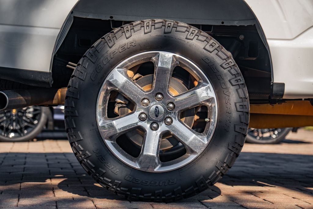 2022 Ford F-150 XLT - Photo 13