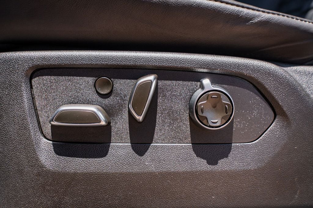 2024 Cadillac Escalade ESV Sport Platinum - Photo 21