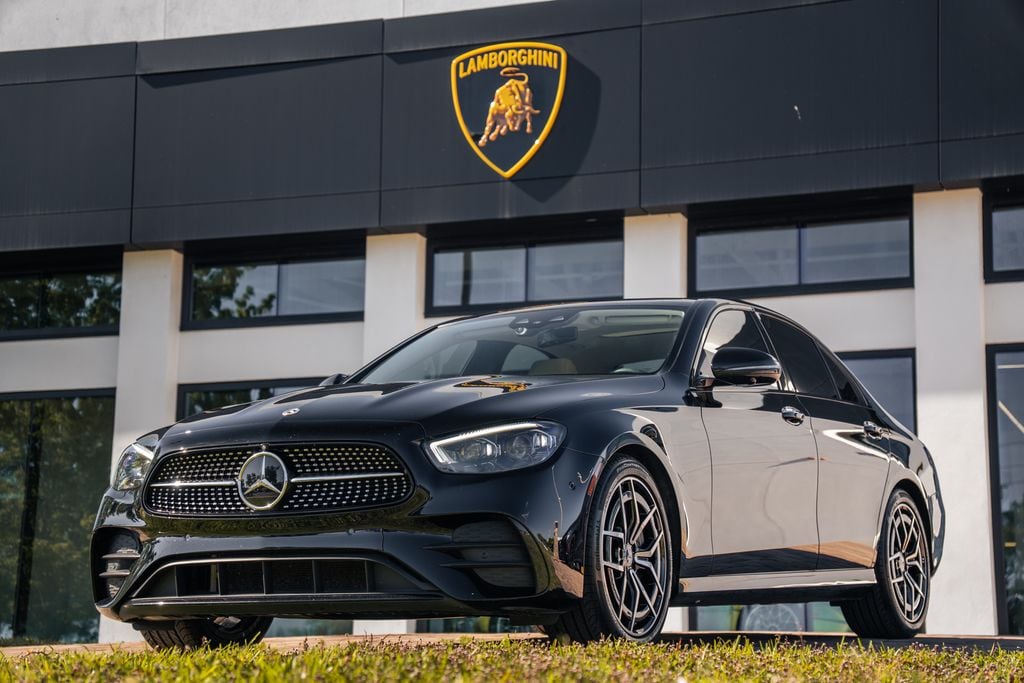 2023 Mercedes-Benz E-Class E350's photo