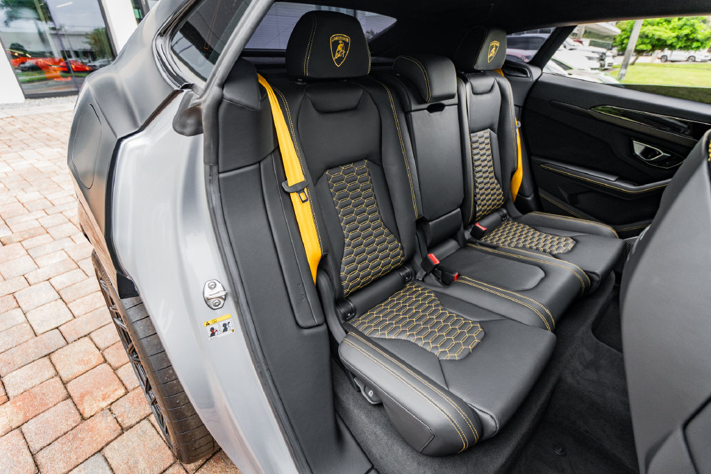 2023 Lamborghini Urus S - Photo 37
