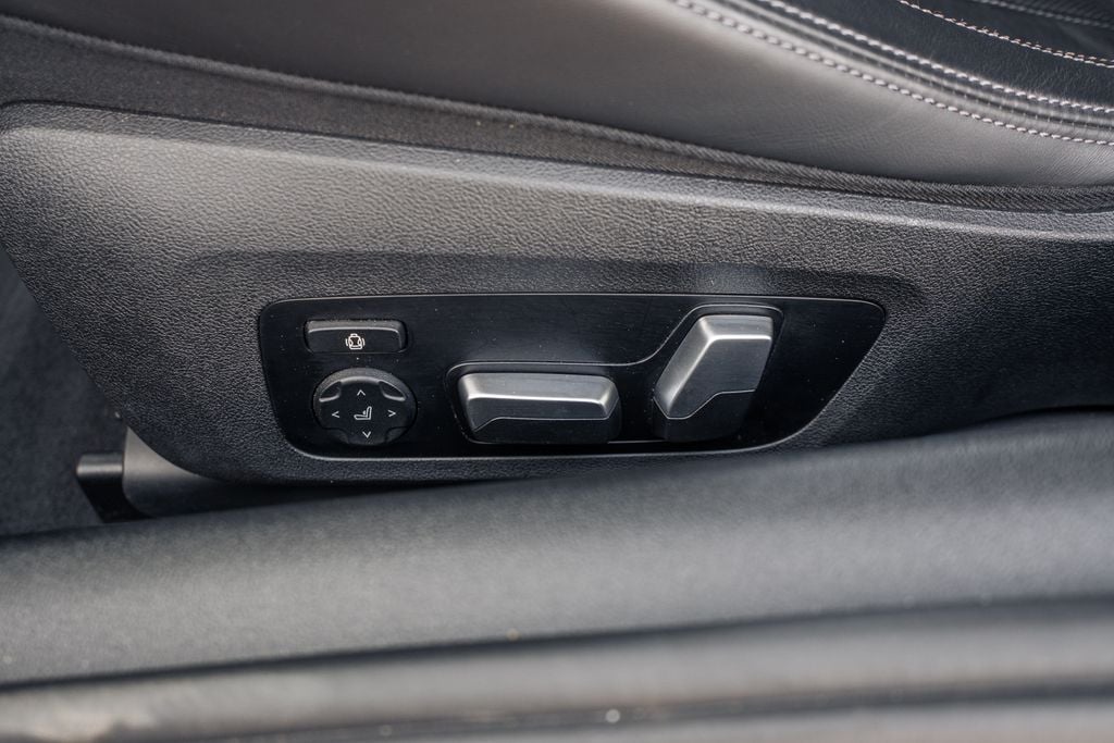 2025 BMW M8 Convertible M8 - Photo 21