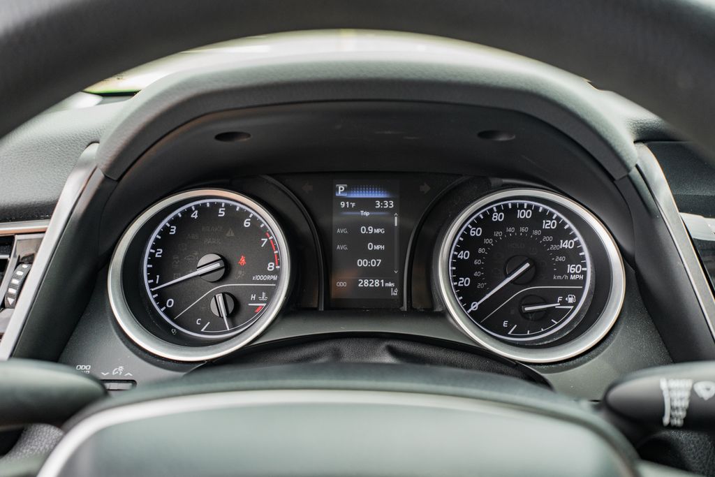 2022 Toyota Camry LE - Photo 25