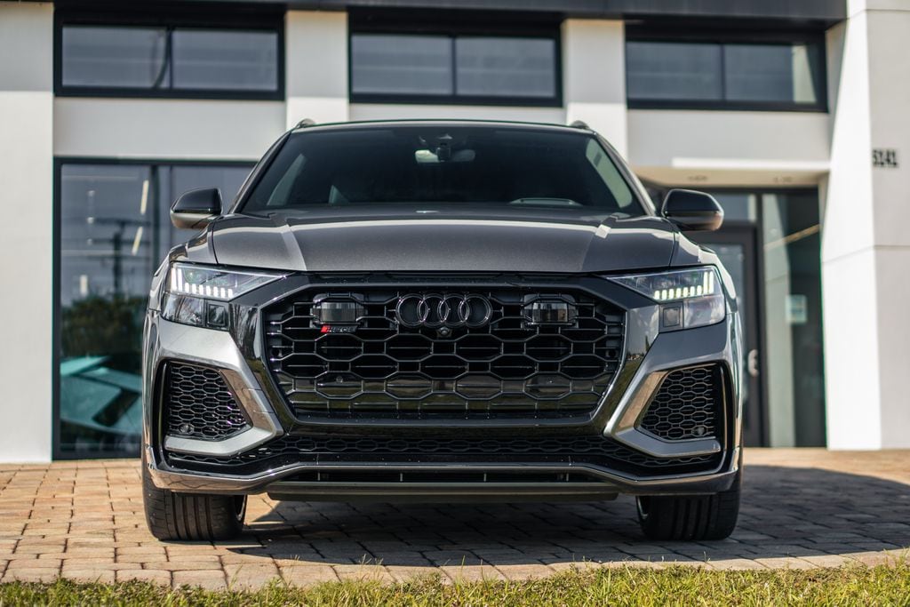 2023 Audi RS Q8 Base - Photo 8