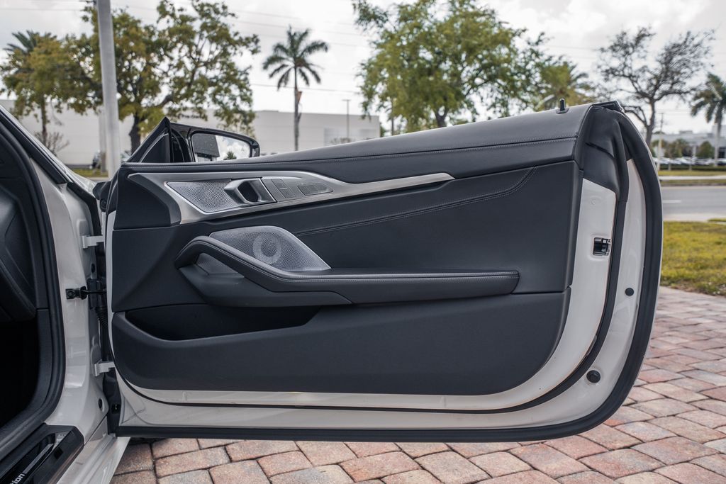 2025 BMW M8 Convertible M8 - Photo 32