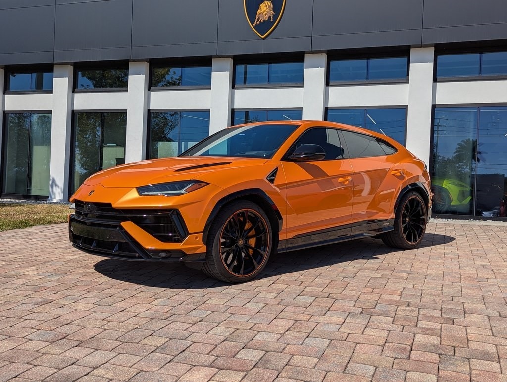 2023 Lamborghini Urus S