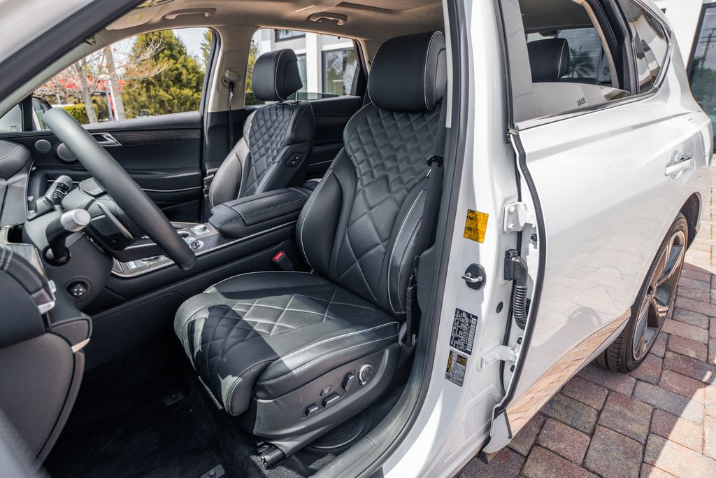 2025 GENESIS GV80 Prestige - Photo 19