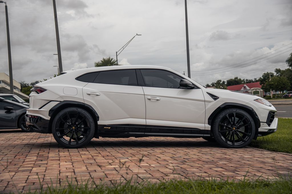 2024 Lamborghini Urus S - Photo 7