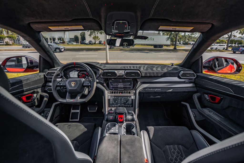 2024 Lamborghini Urus Performante - Photo 27