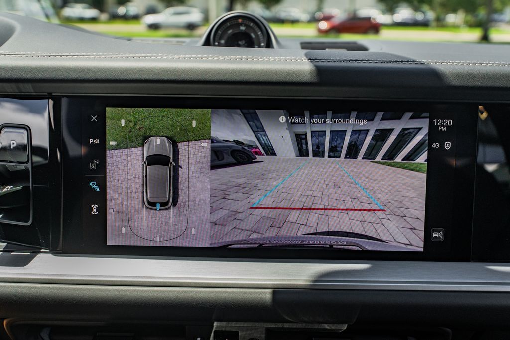 2025 Porsche Cayenne Turbo E-Hybrid - Photo 28