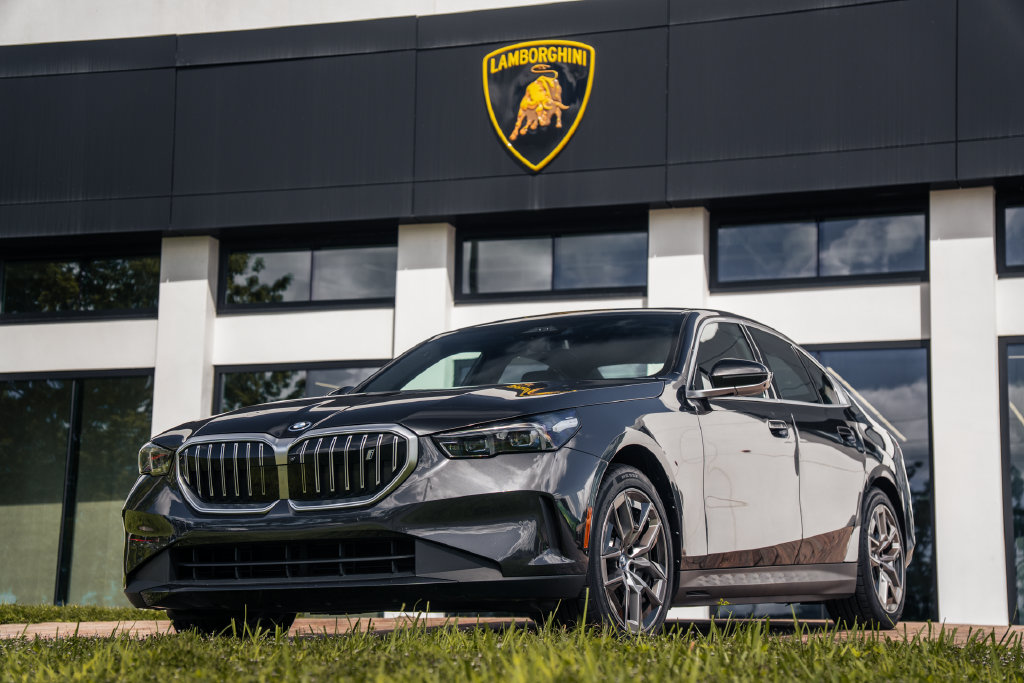 2024 BMW i5