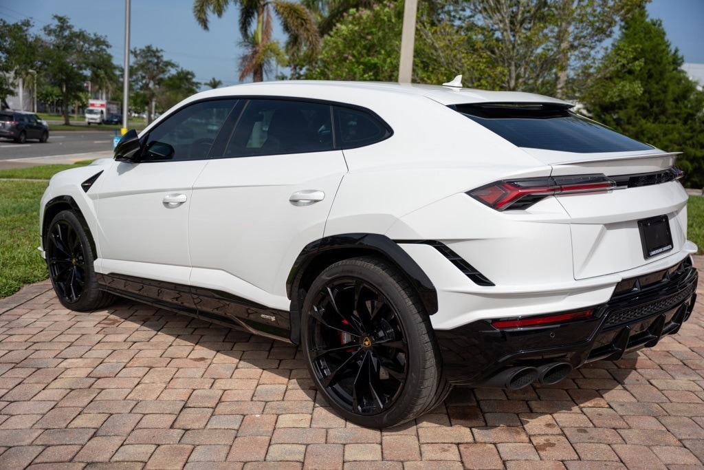 Used 2024 Lamborghini Urus S with VIN ZPBUB3ZLXRLA33263 for sale in Sarasota, FL
