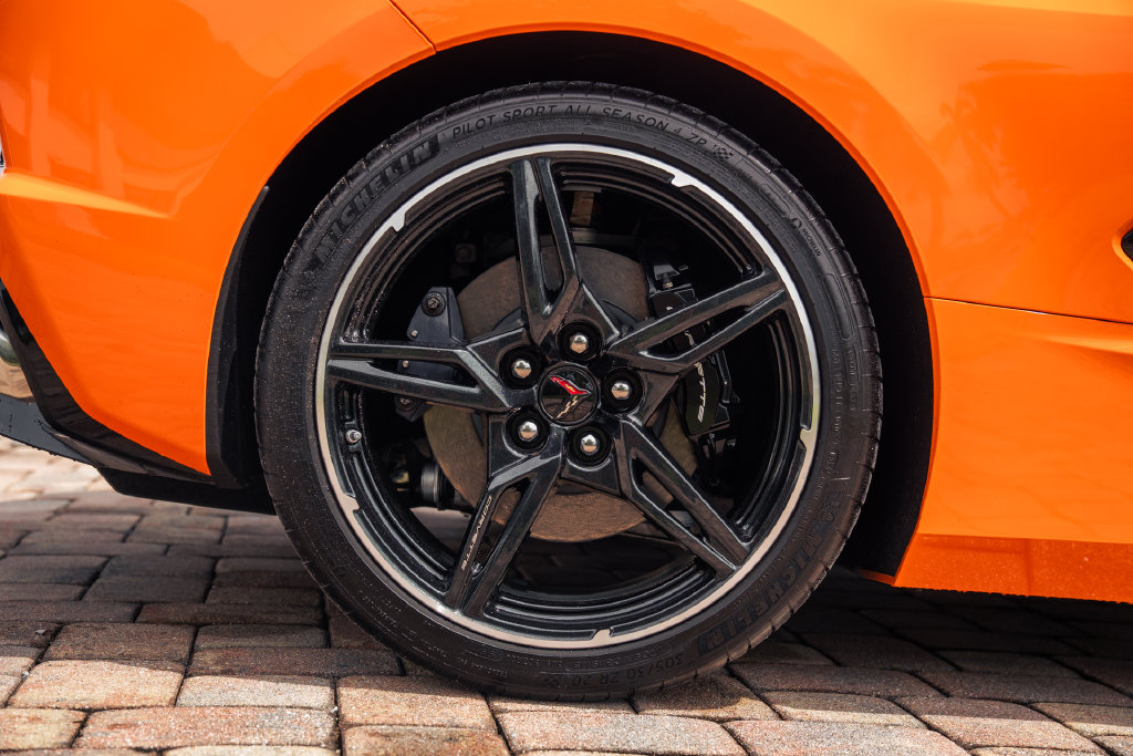 2024 Chevrolet Corvette 2LT - Photo 12