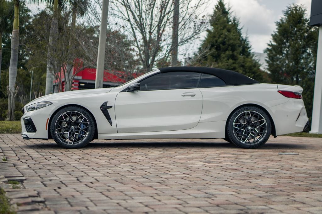 2025 BMW M8 Convertible M8 - Photo 2