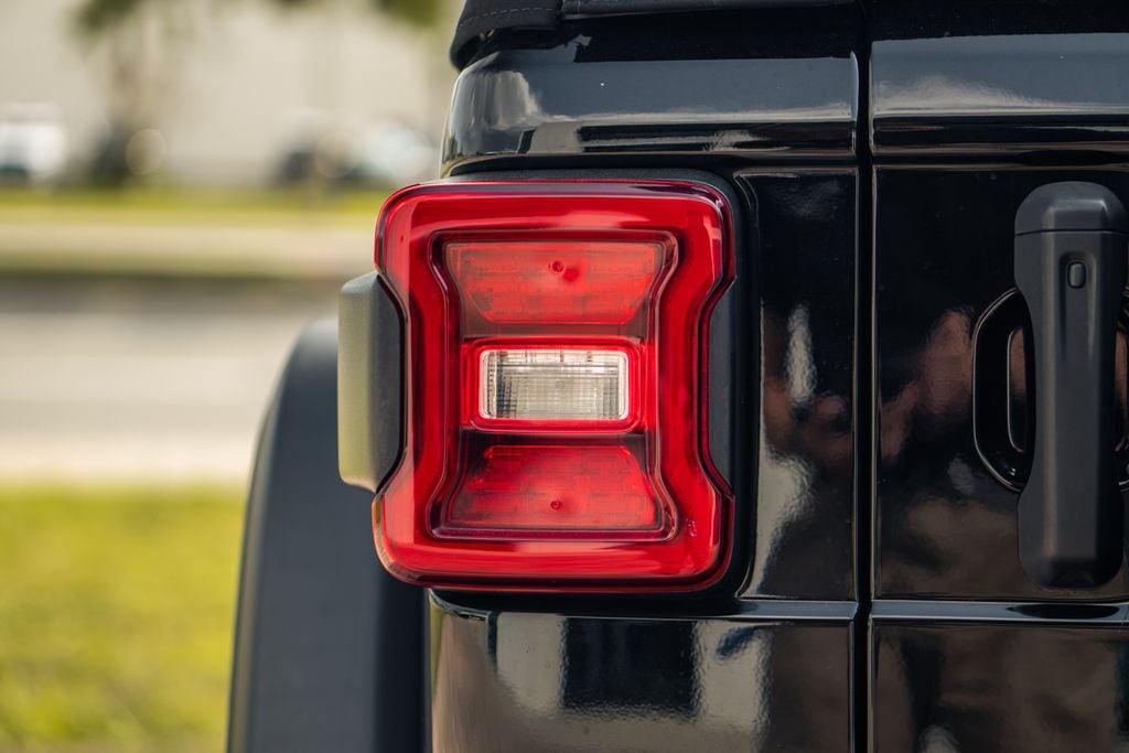 2022 Jeep Wrangler Unlimited Rubicon - Photo 11