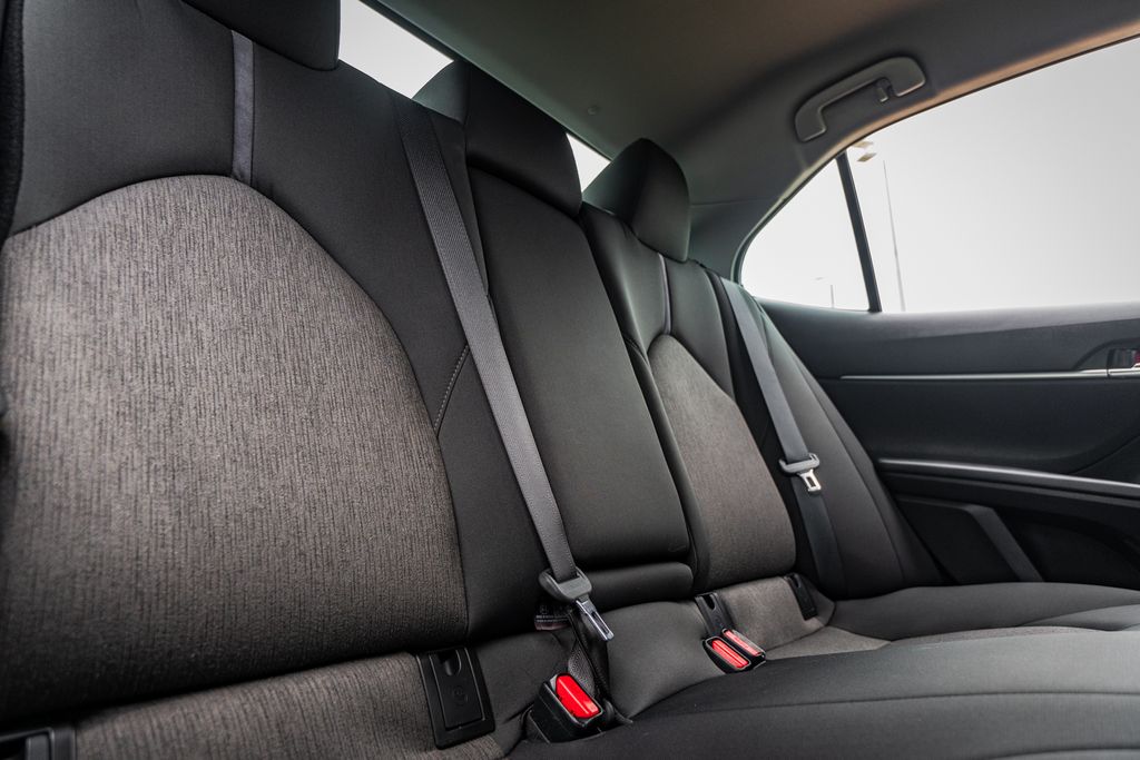2022 Toyota Camry LE - Photo 39