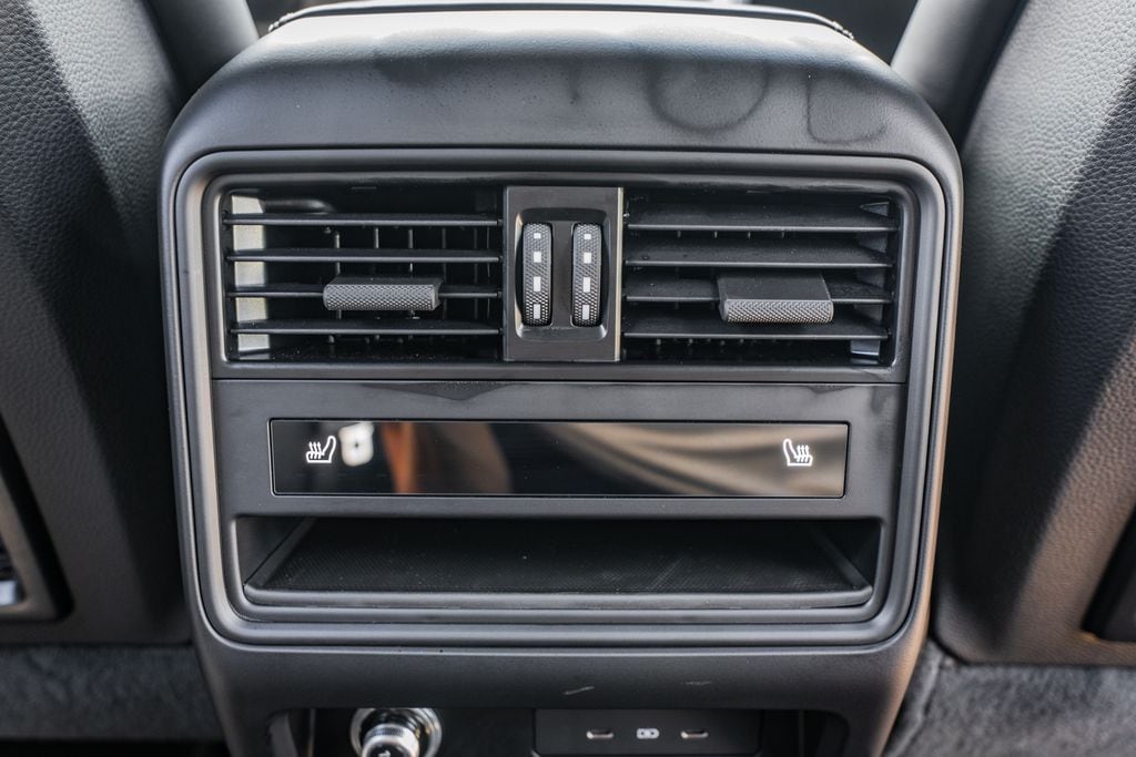 2025 Porsche Cayenne Turbo E-Hybrid - Photo 43