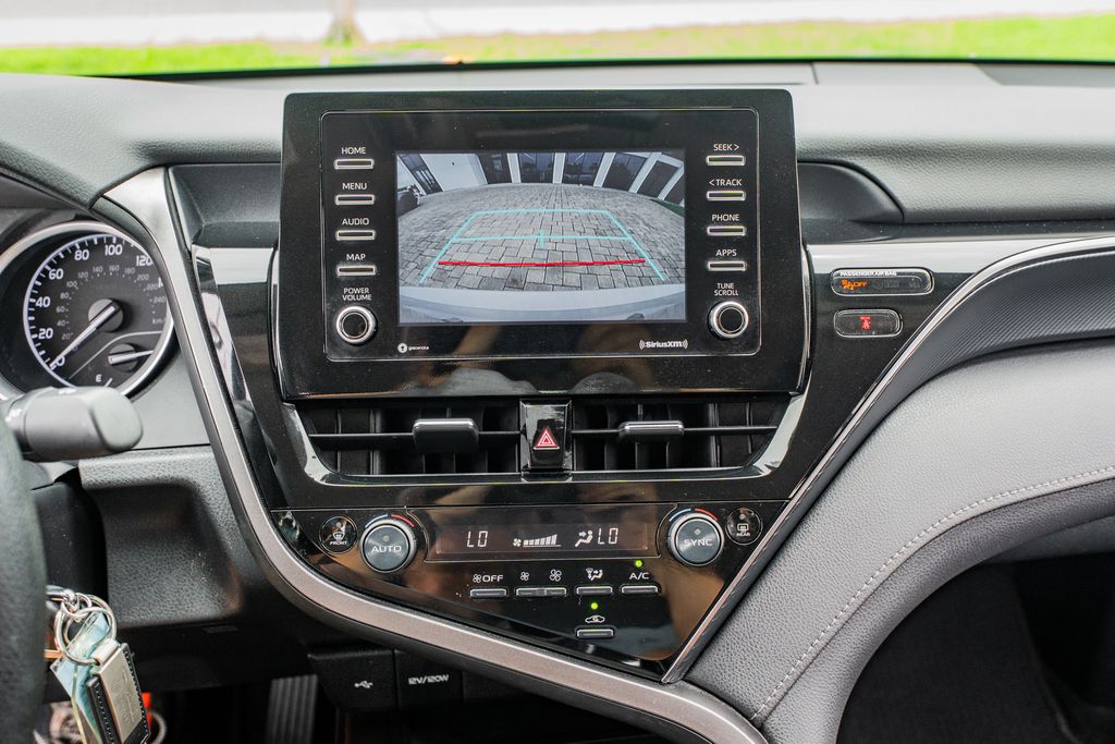 2022 Toyota Camry LE - Photo 27