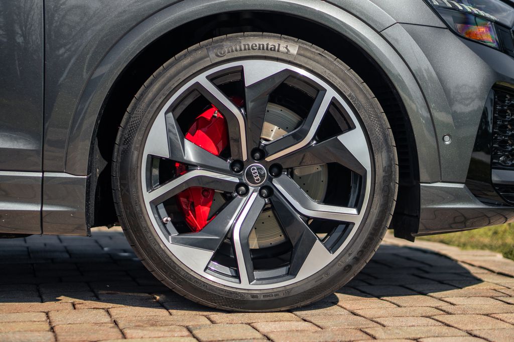 2023 Audi RS Q8 Base - Photo 14