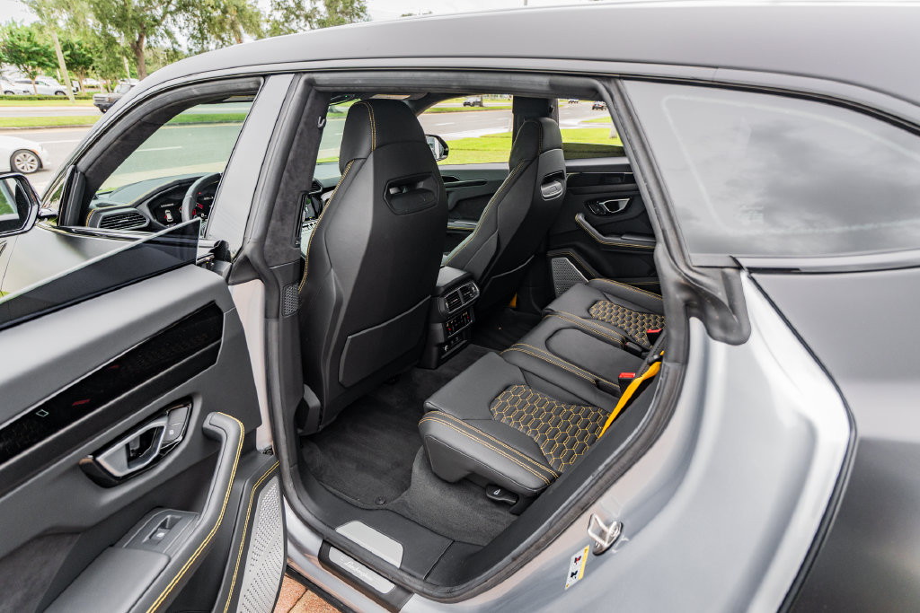 2023 Lamborghini Urus S - Photo 35